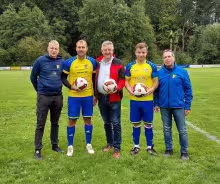 Neue Spielbälle für die Abteilung Fußball 